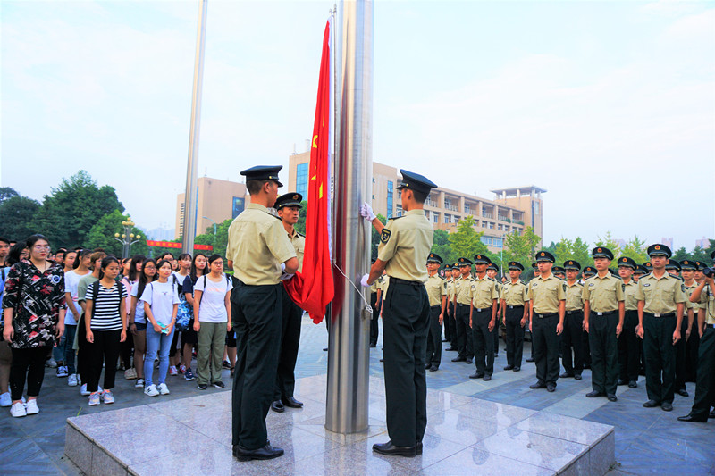 1505803564403065963.jpg 升旗3_副本.jpg