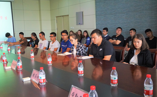 1506760381317038816.jpg 学生代表.jpg