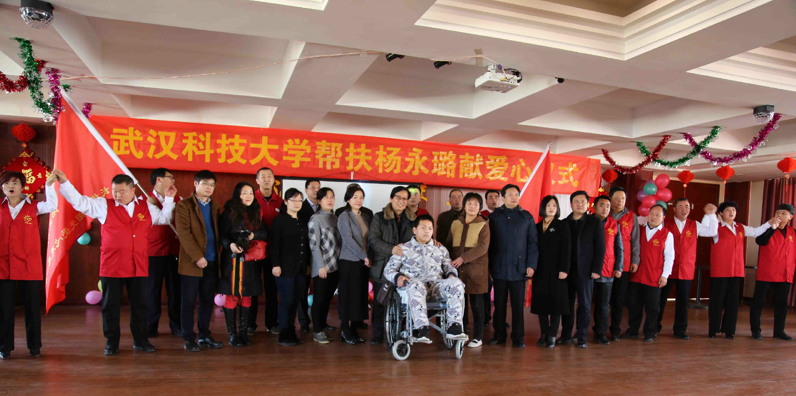 1517325061444018216.jpg 杨永璐照片6_副本.jpg