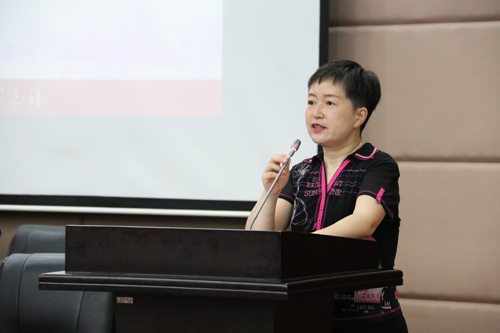 1495443567989015732.jpg 党校副校长陆勇做开场白.jpg